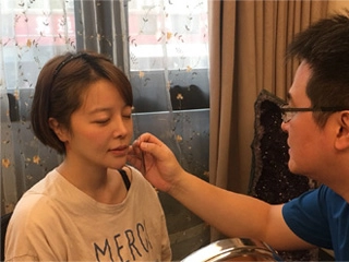 困擾多年的過眼尾泡泡小贅肉